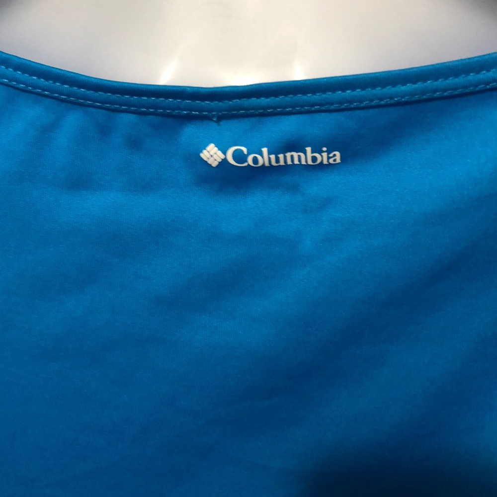 Columbia blue tank size small - Picture 3 of 4